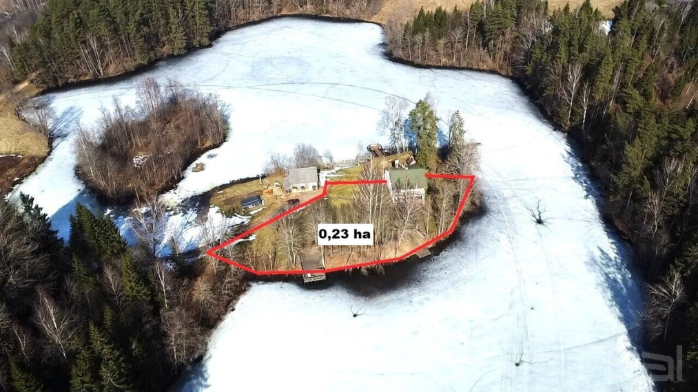 Išskirtinėje vietoje – ežero pusiasalyje, Ignalinos raj. parduodamas namas 2