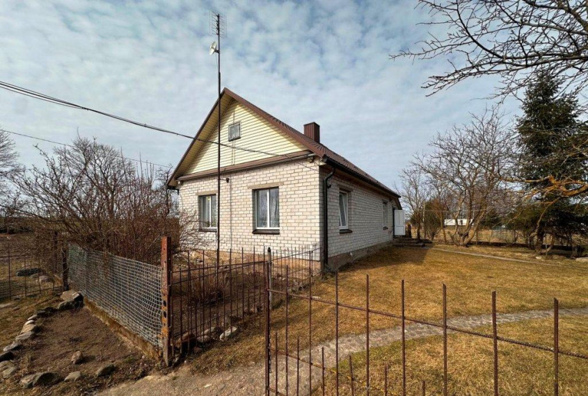 Parduodamas namas Šniūrų k., Šalčininkų r. sav., 69.48 m² ploto 3 kambariai 2