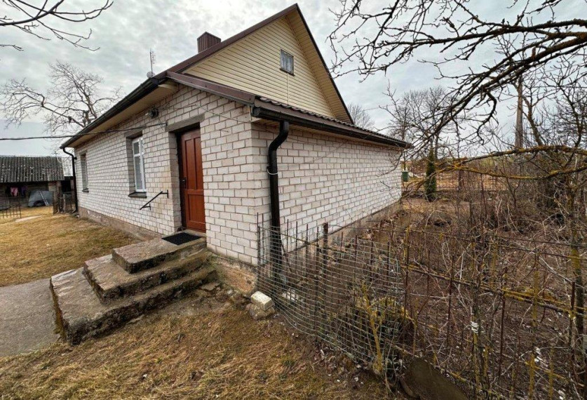 Parduodamas namas Šniūrų k., Šalčininkų r. sav., 69.48 m² ploto 3 kambariai 8