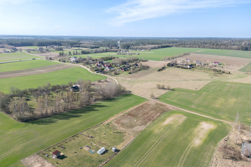 Parduodamas sklypas Vyšnių g., Jaglimainių k., 36 a ploto 4