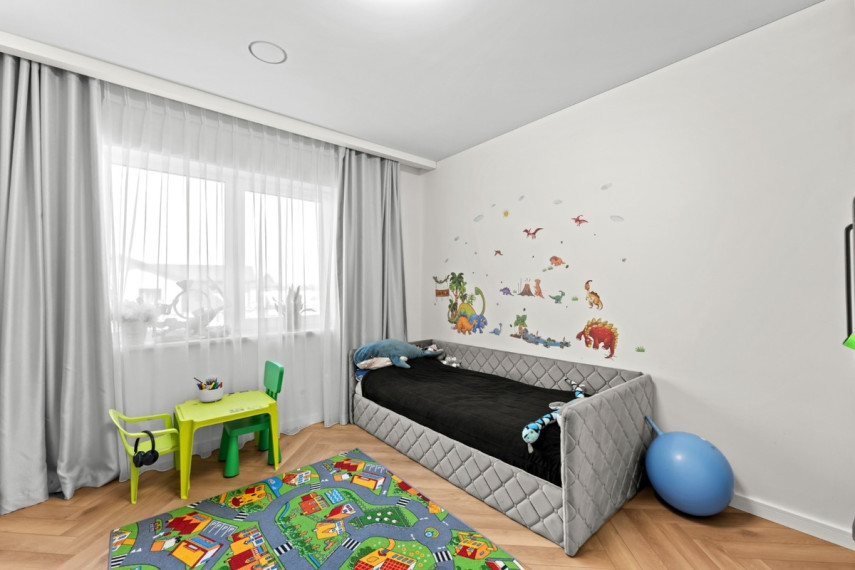 Parduodamas namas Žaibo g., Raizgių k., Šiaulių r. sav., 163.49 m2 ploto, 1 aukštai 17