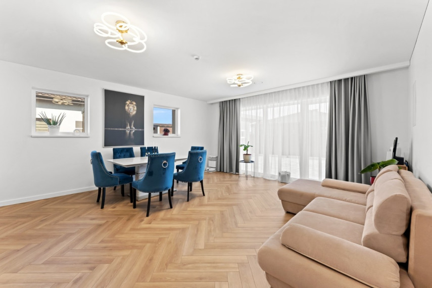 Parduodamas namas Žaibo g., Raizgių k., Šiaulių r. sav., 163.49 m2 ploto, 1 aukštai 30