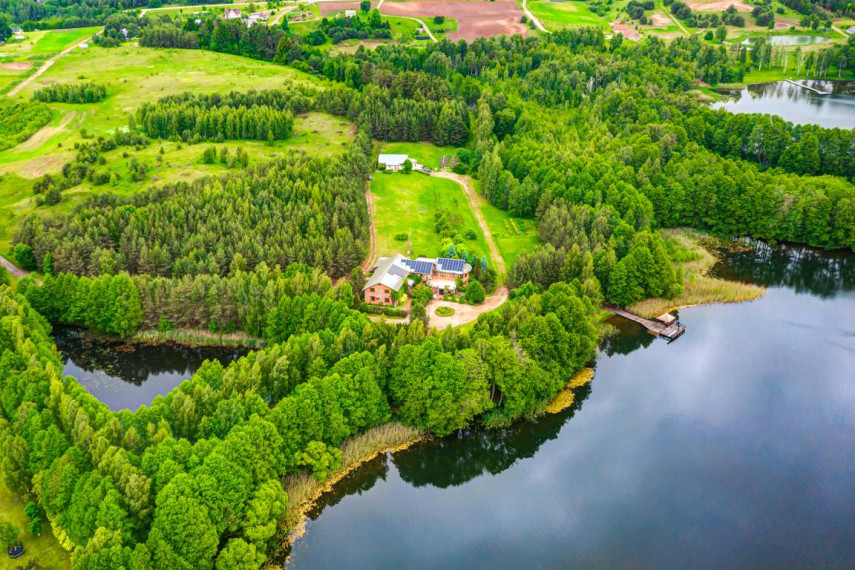 Parduodamas namas Padumblės k., Trakų r. sav., 800.00 m² ploto 9 kambariai 25