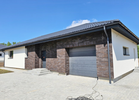Parduodamas namas Vyšnių g., Lindiniškių k., Vilniaus r. sav., 144 m2 ploto, 1 aukštai Parduodamas namas Vyšnių g., Lindiniškių k., Vilniaus r. sav., 144 m2 ploto, 1 aukštai