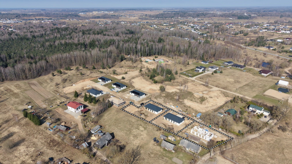 Parduodamas namas Vyšnių g., Lindiniškių k., Vilniaus r. sav., 144 m2 ploto, 1 aukštai 13