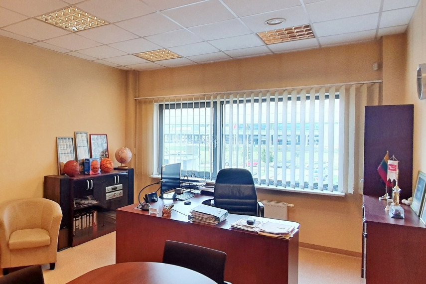 Parduodamos administracinės patalpos Viršuliškių skg., Viršuliškės, Vilniaus m., Vilniaus m. sav., 78.7 m2 ploto 5