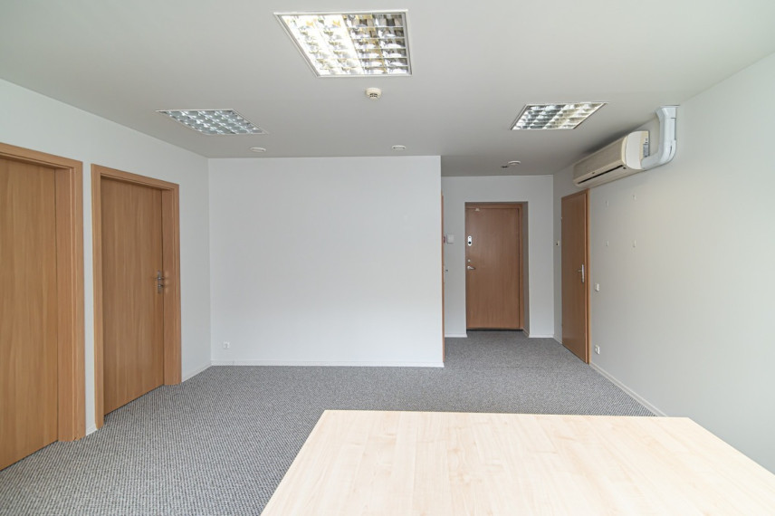 Parduodamos administracinės, kitos paskirties, paslaugų, prekybos patalpos Kęstučio g., Vilniaus m., Vilniaus m. sav., 57.13 m2 ploto 12