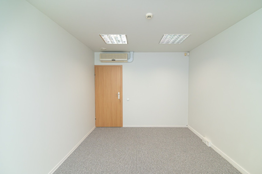 Parduodamos administracinės, kitos paskirties, paslaugų, prekybos patalpos Kęstučio g., Vilniaus m., Vilniaus m. sav., 57.13 m2 ploto 18