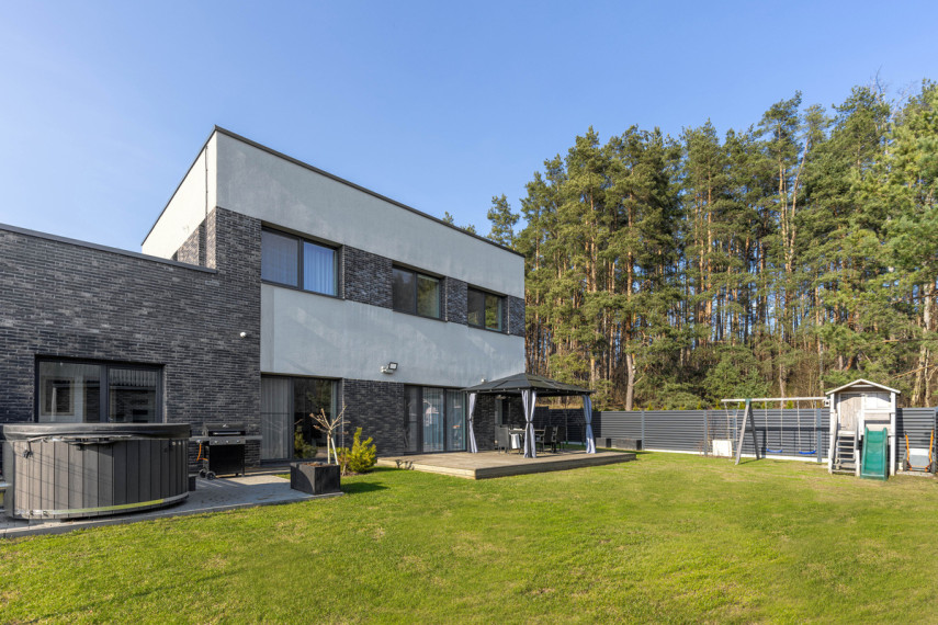 Parduodamas namas Paplūdimio g., Salotės k., Vilniaus r. sav., 182.59 m2 ploto, 2 aukštai 1