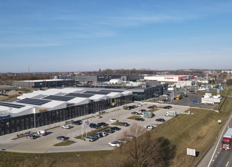 Nuomojamos administracinės, gamybinės, maitinimo, sandėliavimo patalpos B. Brazdžionio g., Šilainiai, Kauno m., Kauno m. sav., 231.89 m2 ploto Nuomojamos administracinės, gamybinės, maitinimo, sandėliavimo patalpos B. Brazdžionio g., Šilainiai, Kauno m., Kauno m. sav., 231.89 m2 ploto
