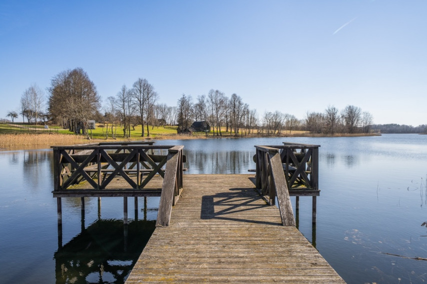 Parduodamas namas Žalumos g., Kryžinės k., Vilniaus r. sav., 283 m2 ploto, 2 aukštai 6