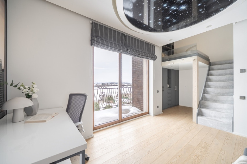 Parduodamas namas Žalumos g., Kryžinės k., Vilniaus r. sav., 283 m2 ploto, 2 aukštai 27