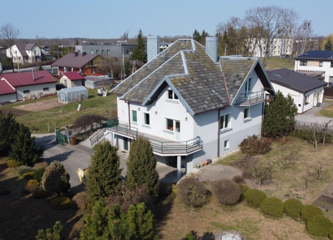 Parduodamas namas Romainių g., Romainiai, Kauno m., Kauno m. sav., 248.00 m² ploto 4 kambariai