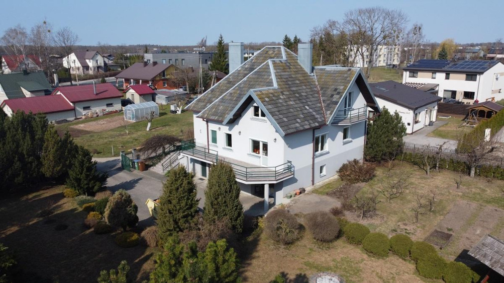 Parduodamas namas Romainių g., Romainiai, Kauno m., Kauno m. sav., 248.00 m² ploto 4 kambariai 1