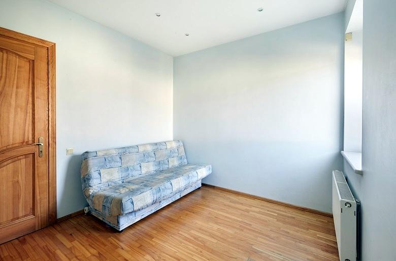 Parduodamas namas Romainių g., Romainiai, Kauno m., Kauno m. sav., 248.00 m² ploto 4 kambariai 6