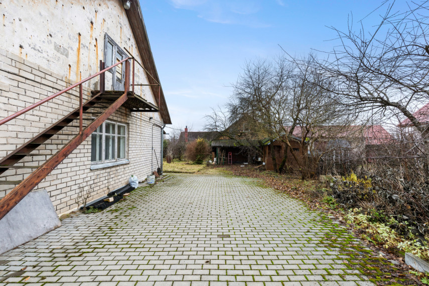 Parduodamas namas P. Bžostovskio g., Šalčininkų m., Šalčininkų r. sav., 98 m2 ploto, 1 aukštai 13