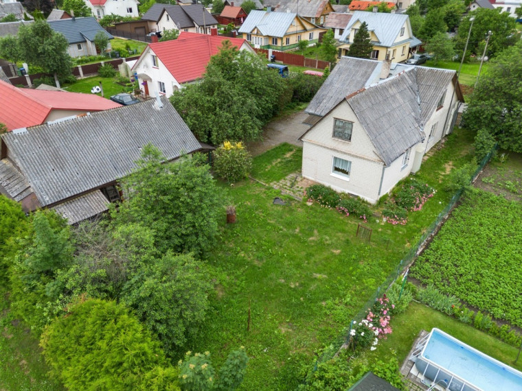 Parduodamas namas P. Bžostovskio g., Šalčininkų m., Šalčininkų r. sav., 98 m2 ploto, 1 aukštai 16