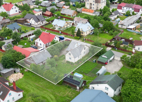 Parduodamas namas P. Bžostovskio g., Šalčininkų m., Šalčininkų r. sav., 98 m2 ploto, 1 aukštai Parduodamas namas P. Bžostovskio g., Šalčininkų m., Šalčininkų r. sav., 98 m2 ploto, 1 aukštai