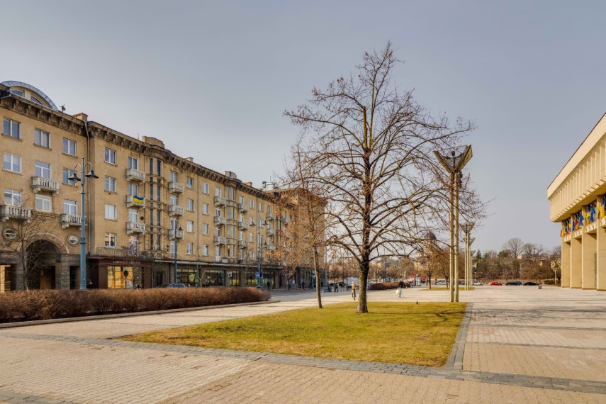 Nuomojamas butas Gedimino pr., Vilniaus m., Vilniaus m. sav., 61.55 m2 ploto, 2 kambariai 31