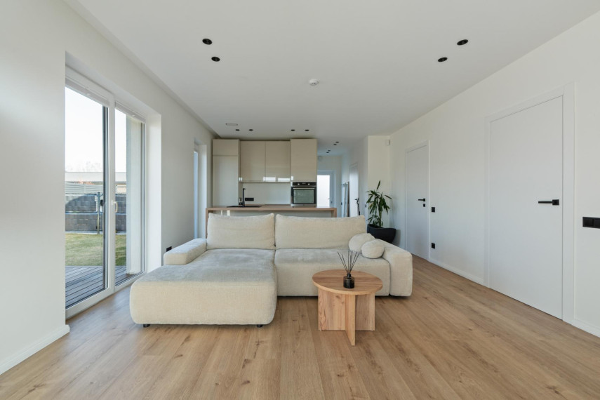Parduodamas namas Mėnulio g., Nemenčinėlės k., Vilniaus r. sav., 60.64 m² ploto 3 kambariai 1