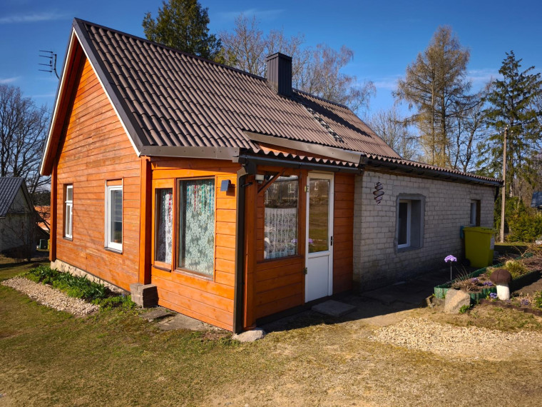 Parduodamas namas Aukštaičių g., Kuktiškių mstl., Utenos r. sav., 66 m² ploto 2 kambariai 1