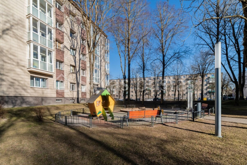 Parduodamas butas Draugystės pr., Šiaulių m., Šiaulių m. sav., 43.79 m2 ploto, 2 kambariai 18