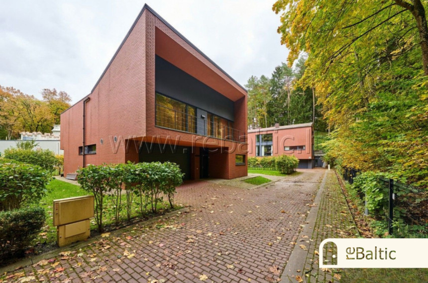 Parduodamas namas Rasų g., Vilniaus m., Vilniaus m. sav., 245 m2 ploto, 2 aukštai 2