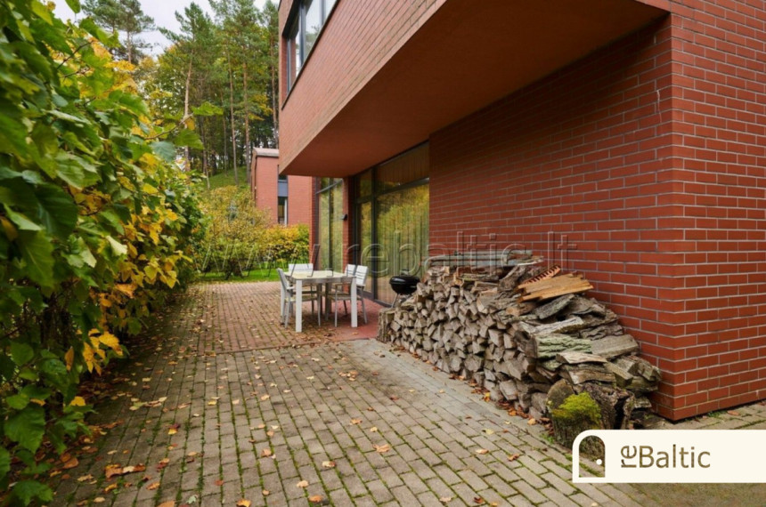 Parduodamas namas Rasų g., Vilniaus m., Vilniaus m. sav., 245 m2 ploto, 2 aukštai 29