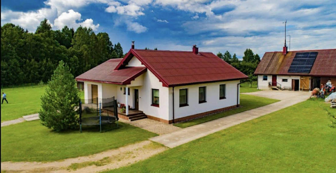 Parduodamas namas Pakerų k., Plungės r. sav., 96.83 m² ploto 3 kambariai 4