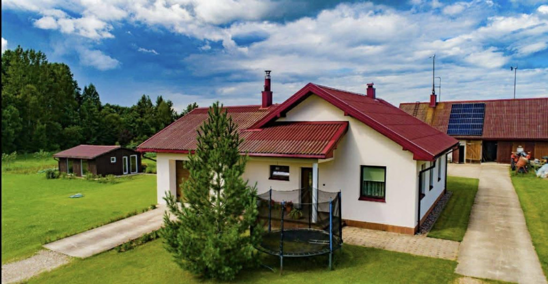 Parduodamas namas Pakerų k., Plungės r. sav., 96.83 m² ploto 3 kambariai 6