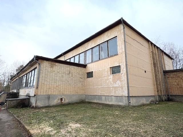 Parduodamos patalpos Panevėžio g., Vabalninko m., Biržų r. sav., 1384.67 m² ploto 2