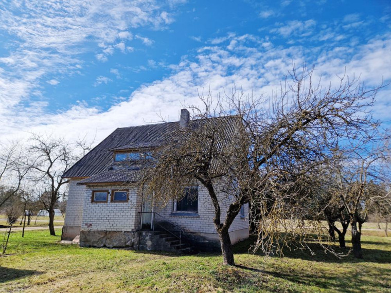 Parduodamas namas Šiaudinių k., Utenos r. sav., 102.59 m² ploto 5 kambariai 4