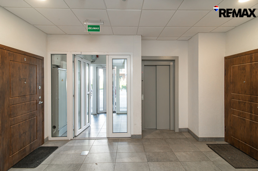 Parduodamas erdvus butas su terasa, privačiu kiemeliu ir parkavimo vieta, Taurijos g., Rokantiškėse, Vilniuje, 54 kv.m ploto 16