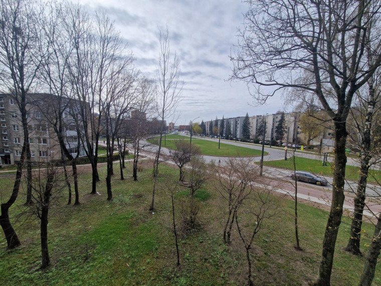 Nuomojamas butas Birželio 23-iosios g., Dainava, Kauno m., Kauno m. sav., 32.00 m² ploto 1 kambarys 13