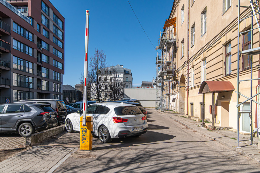 Parduodamas pilnai įrengtas, jaukus ir funkcionalus 3 kambarių butas Mindaugo gatvėje, Naujamiestyje, 57.35 kv. m ploto 29