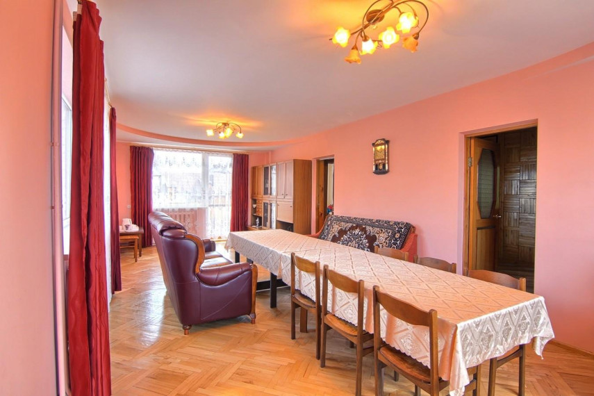 Parduodamas namas Agrastų g., Kelmės m., Kelmės r. sav., 261.83 m² ploto 5 kambariai 11