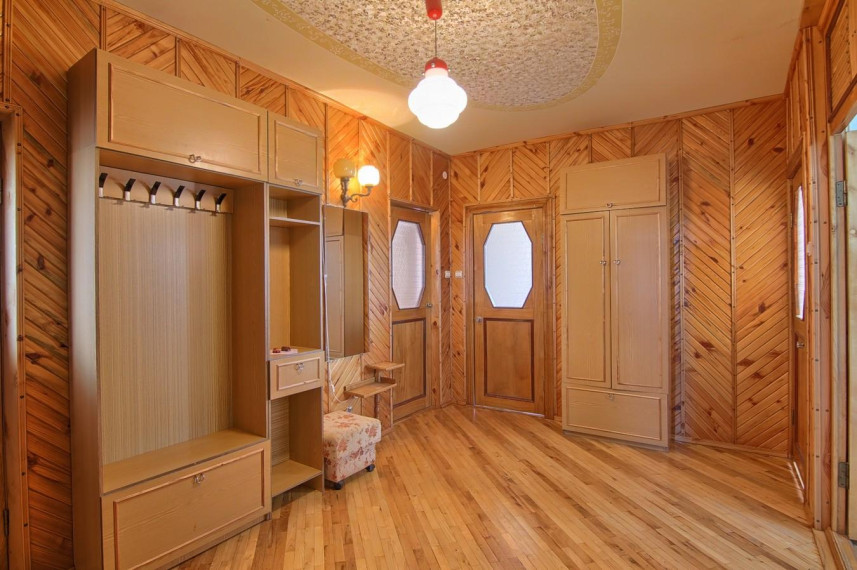 Parduodamas namas Agrastų g., Kelmės m., Kelmės r. sav., 261.83 m² ploto 5 kambariai 17