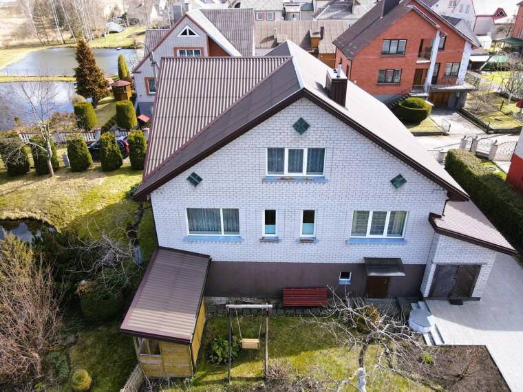 Parduodamas namas Agrastų g., Kelmės m., Kelmės r. sav., 261.83 m² ploto 5 kambariai 9