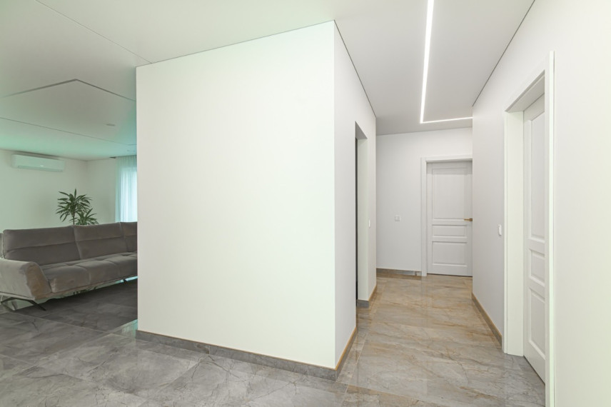 Parduodamas namas Lenkų g., Mickūnų mstl., Vilniaus r. sav., 123.8 m2 ploto, 1 aukštai 6