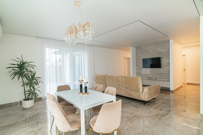 Parduodamas namas Lenkų g., Mickūnų mstl., Vilniaus r. sav., 123.8 m2 ploto, 1 aukštai 10