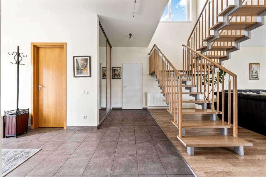 Parduodamas namas Miško g., Vilniaus m., Vilniaus m. sav., 200 m2 ploto, 2 aukštai 12
