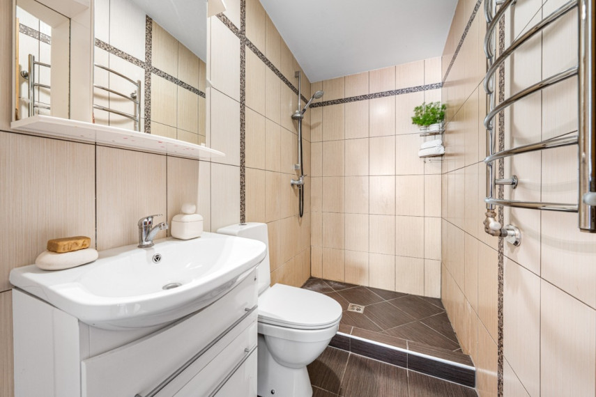 Parduodamas namas Miško g., Vilniaus m., Vilniaus m. sav., 200 m2 ploto, 2 aukštai 20