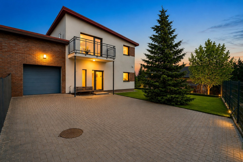 Parduodamas namas Miško g., Antežerių k., Vilniaus r. sav., 200 m2 ploto, 2 aukštai 4