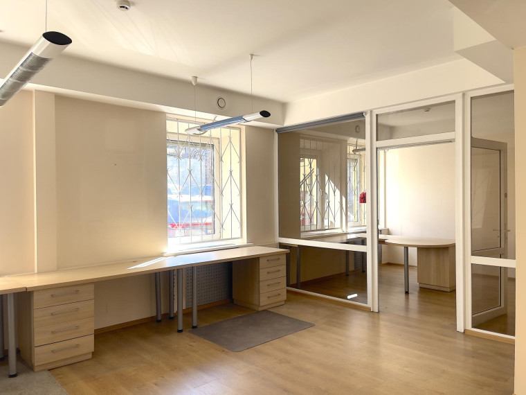 Nuomojamos patalpos J. Basanavičiaus g., Naujamiestis, Vilniaus m., Vilniaus m. sav., 230.00 m² ploto 2