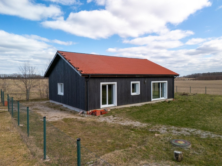 Parduodamas namas Krūmų g., Bruzdeilyno k., Klaipėdos r. sav., 115 m2 ploto, 1 aukštai 30