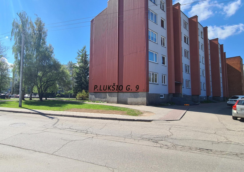 Parduodamas butas P. Lukšio g., Centras, Šiaulių m., Šiaulių m. sav., 62.86 m² ploto 3 kambariai 35