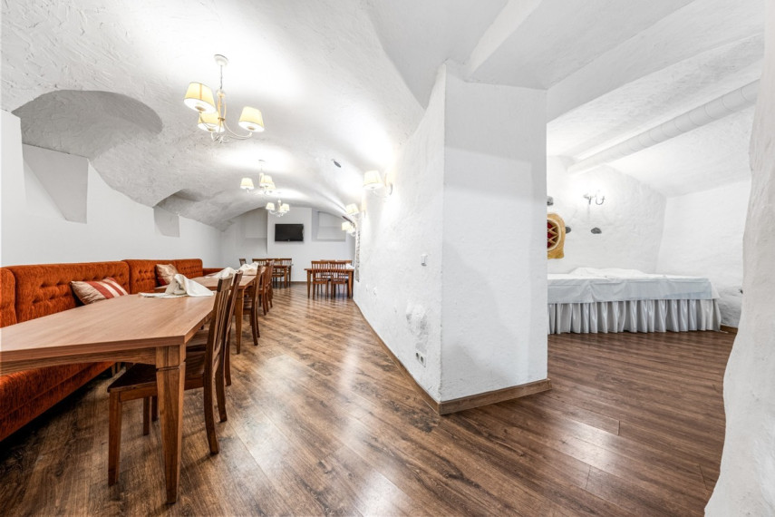 Parduodamos administracinės, gamybinės, kitos paskirties, maitinimo, paslaugų, prekybos, sandėliavimo patalpos Pylimo g., Vilniaus m., Vilniaus m. sav., 63.96 m2 ploto 4