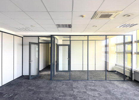 Nuomojamos patalpos Ukmergės g., Fabijoniškės, Vilniaus m., Vilniaus m. sav., 166.00 m² ploto Nuomojamos patalpos Ukmergės g., Fabijoniškės, Vilniaus m., Vilniaus m. sav., 166.00 m² ploto