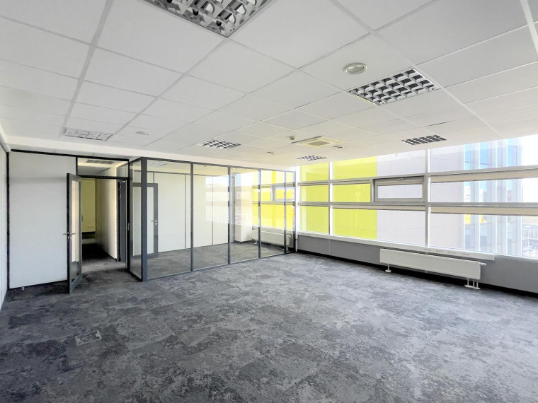 Nuomojamos patalpos Ukmergės g., Fabijoniškės, Vilniaus m., Vilniaus m. sav., 166.00 m² ploto 2