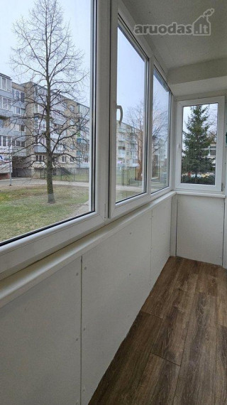 Nuomojamas butas Klaipėdos m., Klaipėdos m. sav., 63.00 m² ploto 3 kambariai 8
